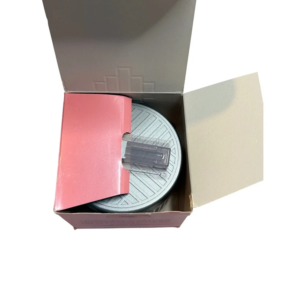 Charles‎ of the Ritz Ready Blended Powder 1.5oz Classic Ivory 2pk Vintage Pink
